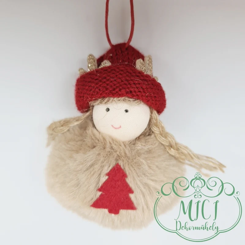 az asztal; vagy a karácsonyfa mellett egyaránt dekorálható.