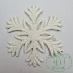 Karácsonyfadísz; műanyagból készült akasztós figura kitűnően alkalmazkodik a lakás stílusához. Ajándéknak is szuper választás.