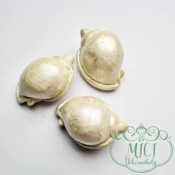 Nyári apró kütyü; home decor kiegészítő. Díszítő elemként használhatod lakásdekorációk