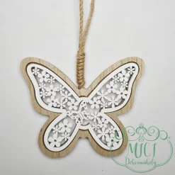 A felakasztható fa dekoráció. Tökéletes ajándék lehet akár születésnapra; névnapra; vagy egyéb különleges alkalomra. De saját lakásod is díszítheted vele. Kiváló home decor termék. Termék méretei: 11