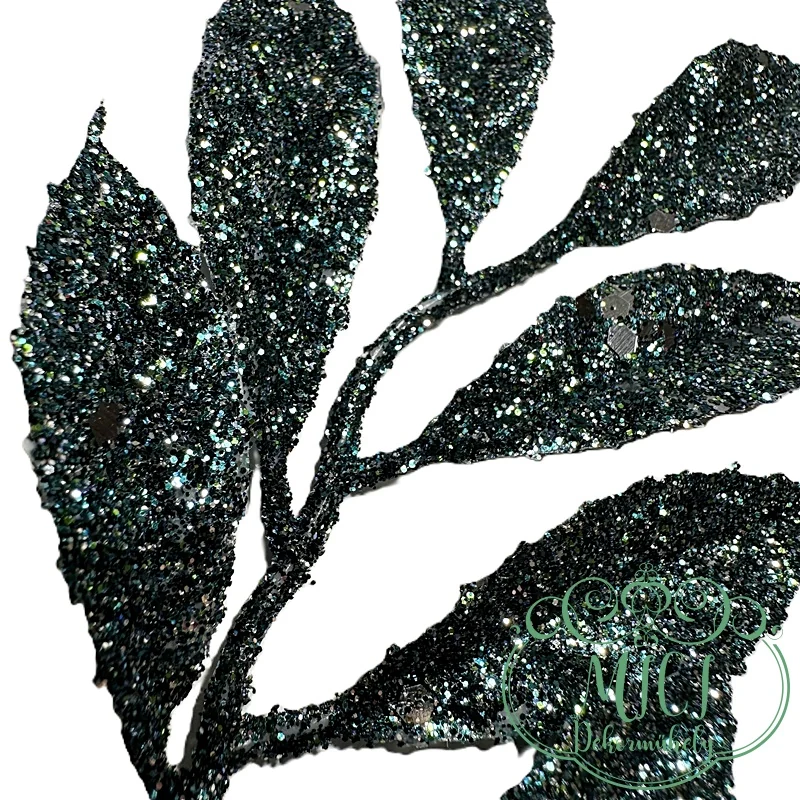 Pick ág; dekorációs ág/ágacska; Csillogó dekorációs alapanyag; Glitteres ágacska; betűzós szárral; virág-leveles csokros jellegű home decor; glitteres/flitteres csillámos ágacskák. Kiegészítője lehet: karácsonyi