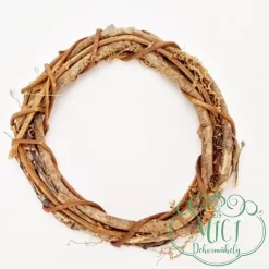 Natúr inda koszorúalap. Kiegészítője lehet: ajtókopogtató; koszorú; asztaldísz.