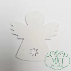 karácsonyi-ünnepi figura; kiegészítője lehet otthonod dekorációjának; asztaldísznek; koszorúnak; ajtó kopogtatónak; egyéb dekorációs termékeknek.