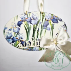 A felakasztható fa tábla. ökéletes ajándék lehet akár születésnapra; névnapra; vagy egyéb különleges alkalomra. De saját lakásod is díszítheted vele. Kiváló home decor termék. Édes otthon felirattal. Ovális