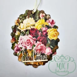 A felakasztható fa tábla. ökéletes ajándék lehet akár születésnapra; névnapra; vagy egyéb különleges alkalomra. De saját lakásod is díszítheted vele. Kiváló home decor termék. Édes otthon felirattal. Ovális