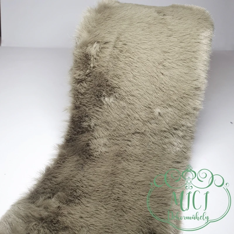 karácsonyi dekorácis alapanyagok közül az egyik legfelkapottabb kellék. Kiegészítője lehet: ajtókopogtató; asztaldísz; adventi koszorú; egyéb home decor. Minimum 10cm-t kell megvásárolnod; felette szintén 10 centiméterenként növelhető a kívánt mennyiségig!
