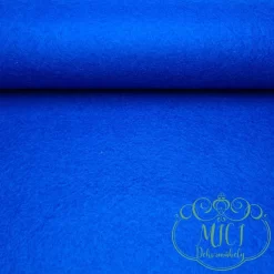 100% poliester összetételűek. Vastagságuk 1-1