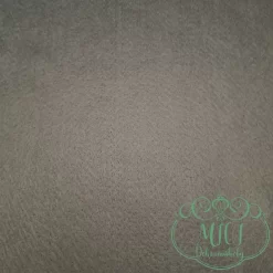 100% poliester összetételűek. Vastagságuk 1-1