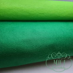 100% poliester összetételűek. Vastagságuk 1-1