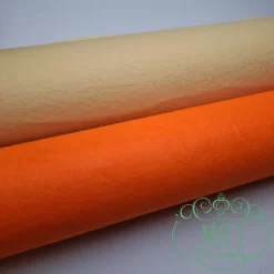 100% poliester összetételűek. Vastagságuk 1-1