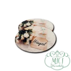 Egyedi fa tábla; Kegyeleti fa táblácskla; kiegészítője lehet sírdisznek; koszorúnak; egyéb kegyeleti/mindenszenteki termékeknek.