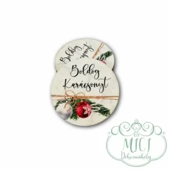 Egyedi fa tábla; kiegészítője lehet karácsonyi asztaldísznek; koszorúnak; ajtó kopogtatónak; adventi dekorációnak; egyéb dekorációs termékeknek.