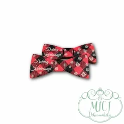 Egyedi fa tábla; kiegészítője lehet karácsonyi asztaldísznek; koszorúnak; ajtó kopogtatónak; adventi dekorációnak; egyéb dekorációs termékeknek.