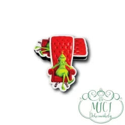 Egyedi karácsonyi GRINCS-es fa tábla; kiegészítője lehet karácsonyi/ünnepi asztaldísznek; koszorúnak; ajtó kopogtatónak; egyéb dekorációs termékeknek. Felhasználhatod akár hűtőmágnes készítéséhez is.