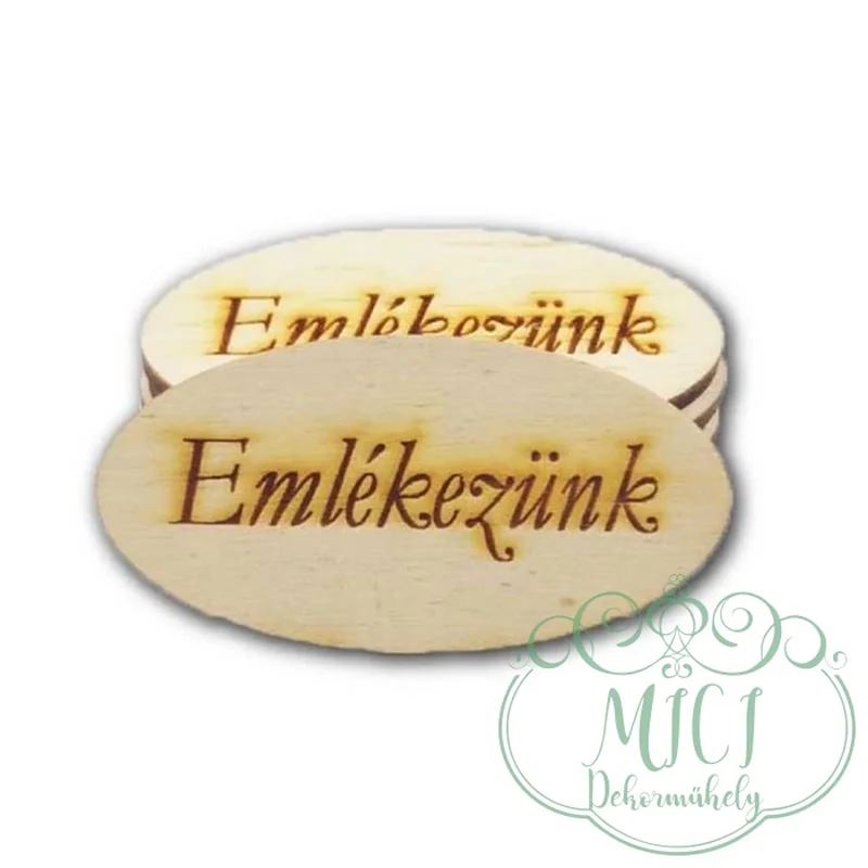 Egyedi fa tábla; kiegészítője lehet sírdisznek; koszorúnak; egyéb kegyeleti termékeknek.