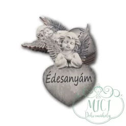 Egyedi fa tábla; kiegészítője lehet sírdisznek; koszorúnak; egyéb kegyeleti termékeknek.