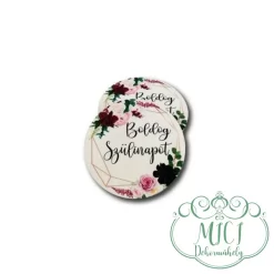 Egyedi fa tábla; kiegészítője lehet karácsonyi asztaldísznek; koszorúnak; ajtó kopogtatónak; adventi dekorációnak; egyéb dekorációs termékeknek.