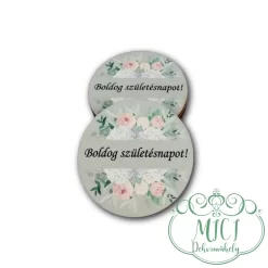 Egyedi fa tábla; kiegészítője lehet szülinapi asztaldísznek; koszorúnak; ajtó kopogtatónak; egyéb dekorációs termékeknek. Felhasználhatod akár hűtőmágnes készítéséhez is.