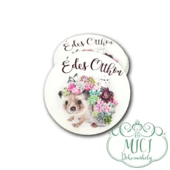 Egyedi fa tábla; kiegészítője lehet tavaszi/húsvéti asztaldísznek; koszorúnak; ajtó kopogtatónak; egyéb dekorációs termékeknek. Felhasználhatod akár hűtőmágnes készítéséhez is.